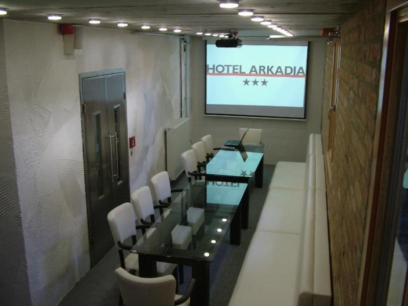 Hotel Arkadia Peçuy Dış mekan fotoğraf