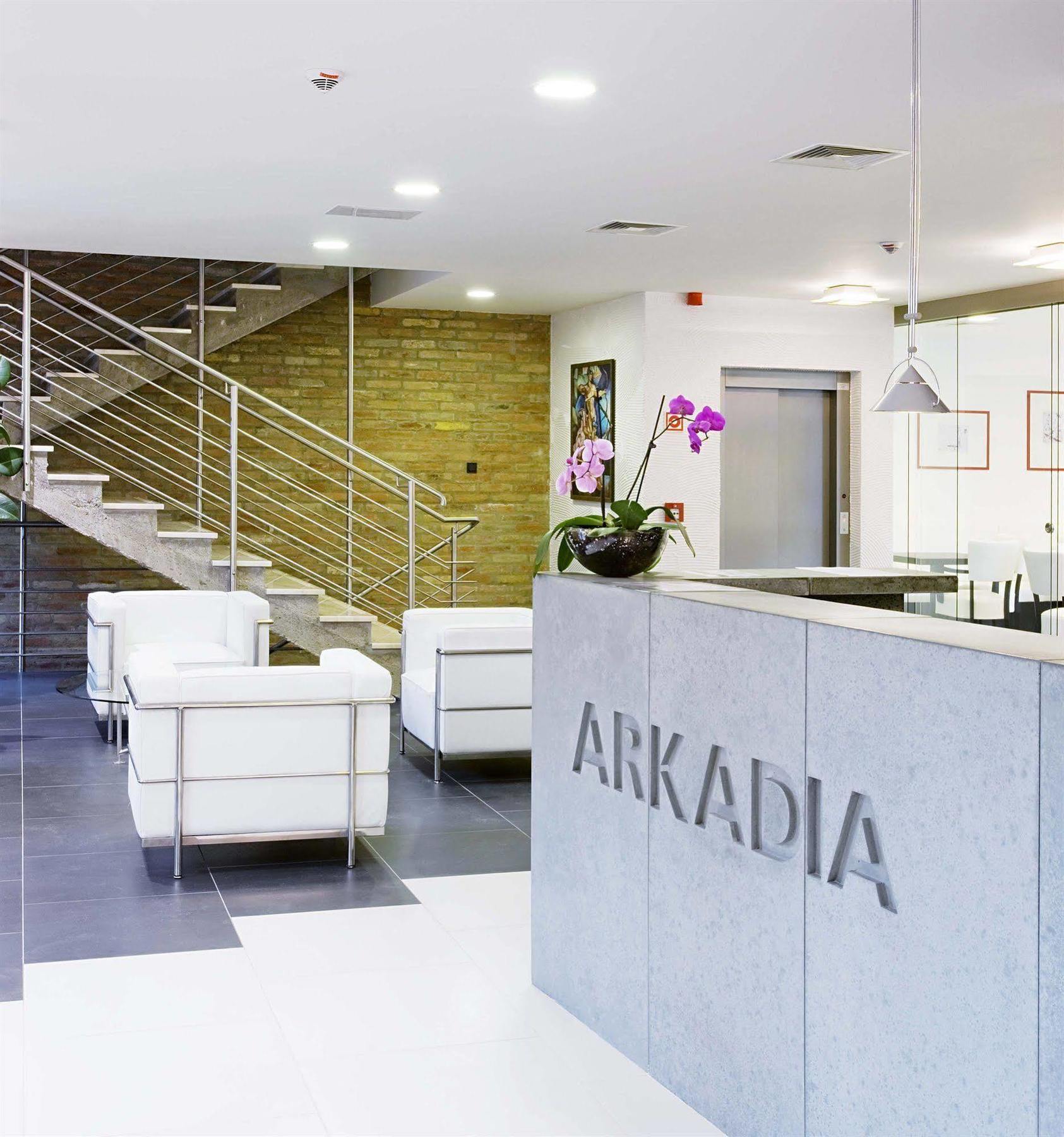 Hotel Arkadia Peçuy Dış mekan fotoğraf